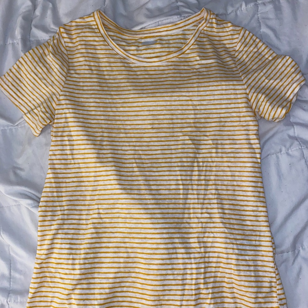 Yellow and white shirt size S